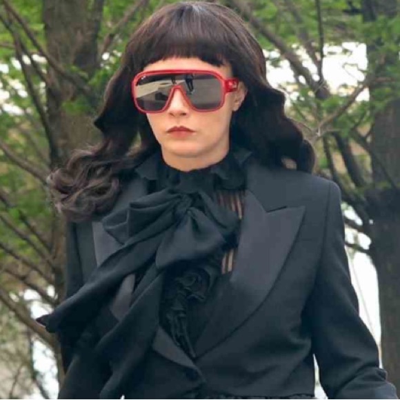 Excluded Dior Sunglasses, New 395 - Picture 6 of 9